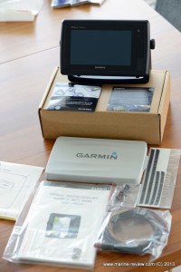 What is in the Garmin 741xs box